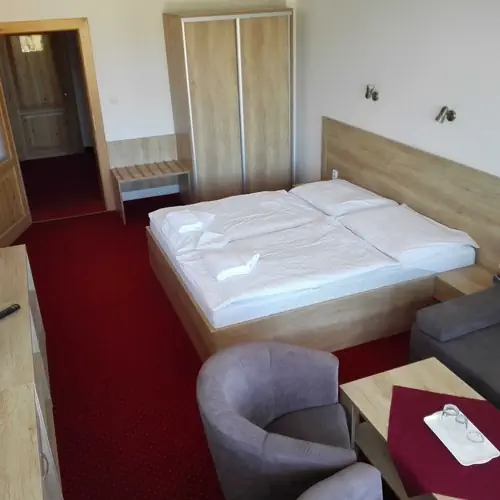 Dvojposteľov&aacute; izba s možnosťou pr&iacute;stelky