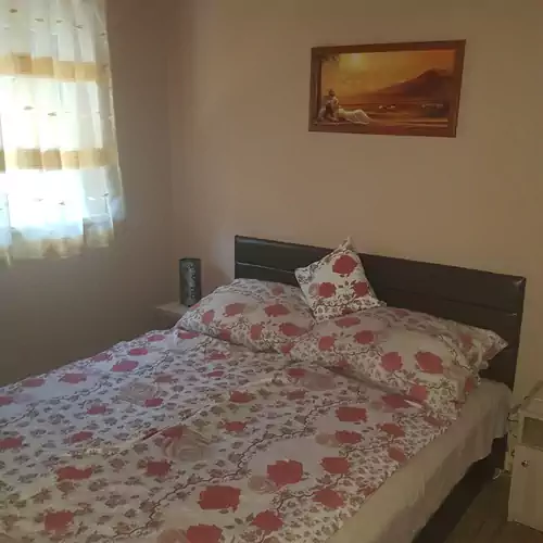 Pink Apartman Balatonmáriafürdő 005 kép