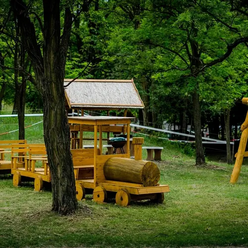 J&aacute;tsz&oacute;t&eacute;r