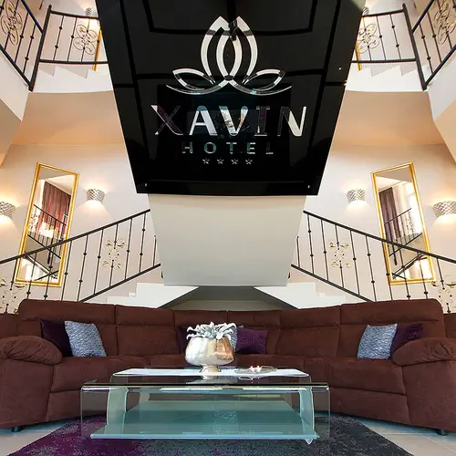 A k&eacute;nyelem v&aacute;r