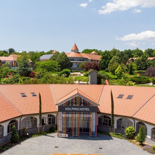 Kolping Family Resort Alsópáhok ★★★★ 2