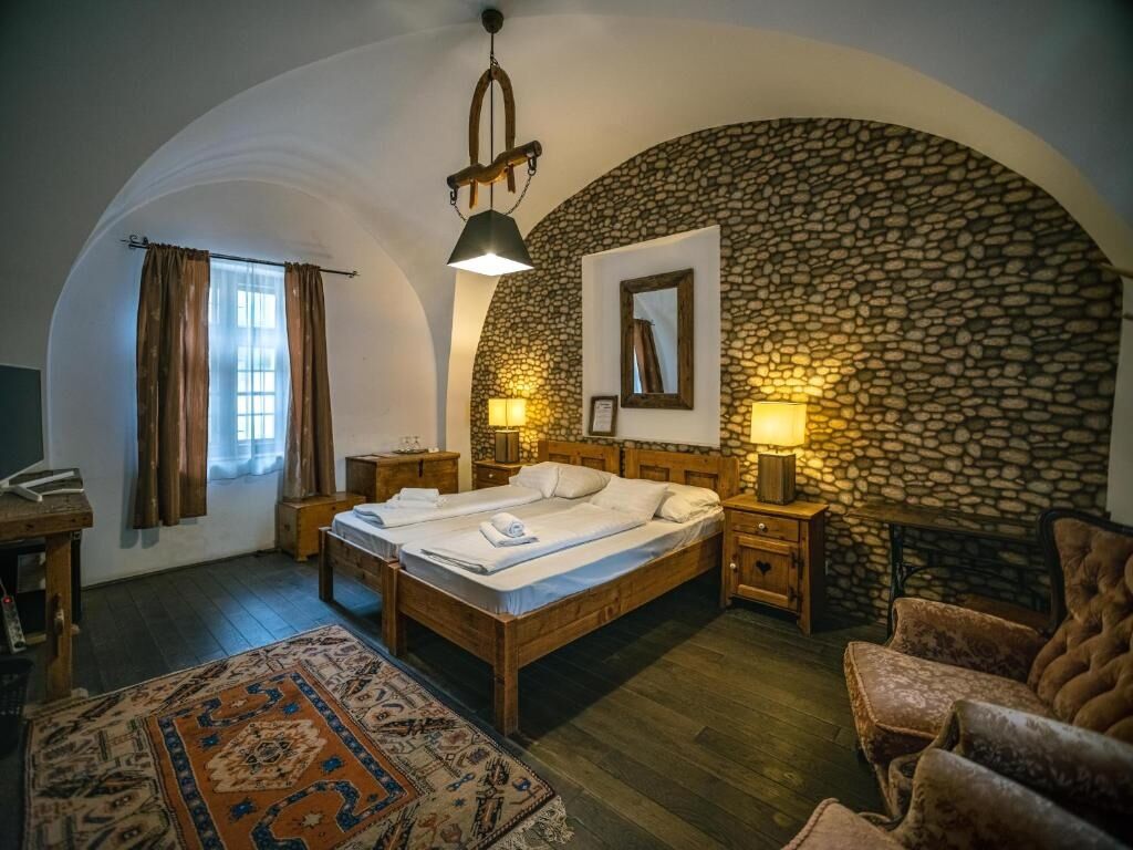 Régi Posta Hotel és Étterem Debrecen