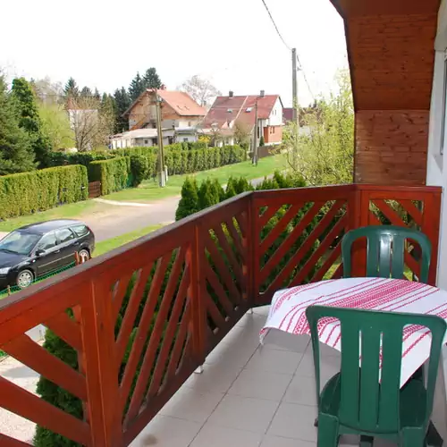 Juhász Apartman Gyenesdiá 004 kép