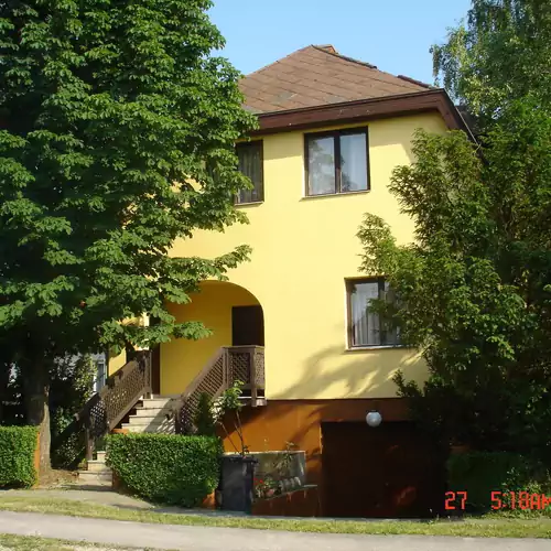 Szivós Magánház Balatonszárszó 002 kép