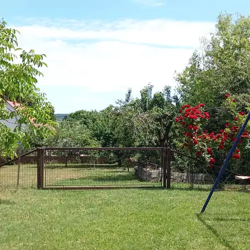 Meni Apartmanház Balatonföldvár 026 kép