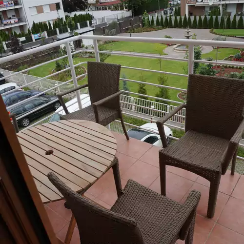 Coke Wellness Apartman Siófok 005 kép