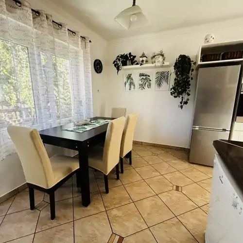 Gabi Apartman Gyenesdiá 013 kép