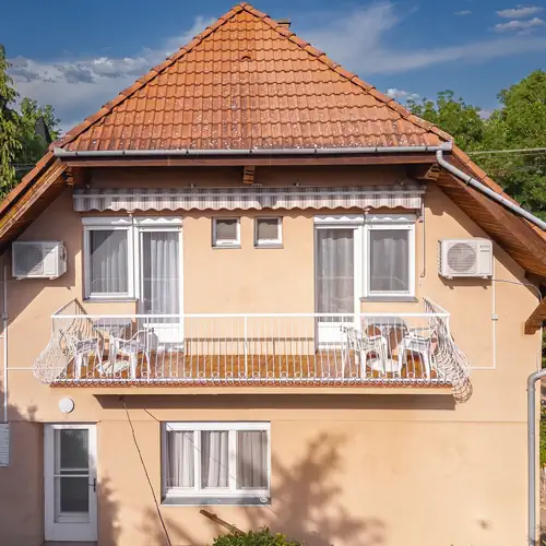Pávics Apartmanház Balatonboglár 007 kép