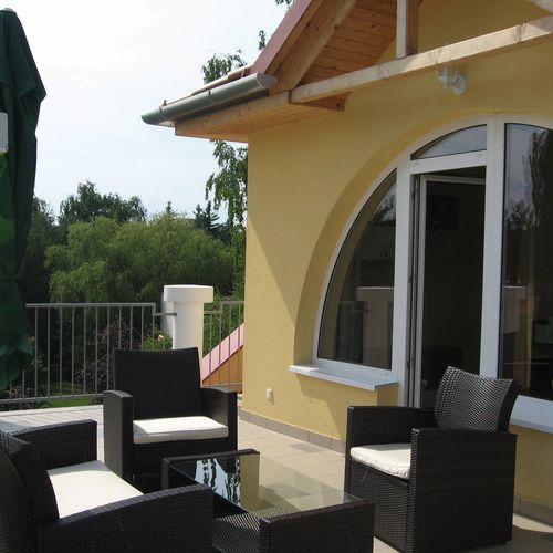 Zamárdi Deluxe Apartman  2