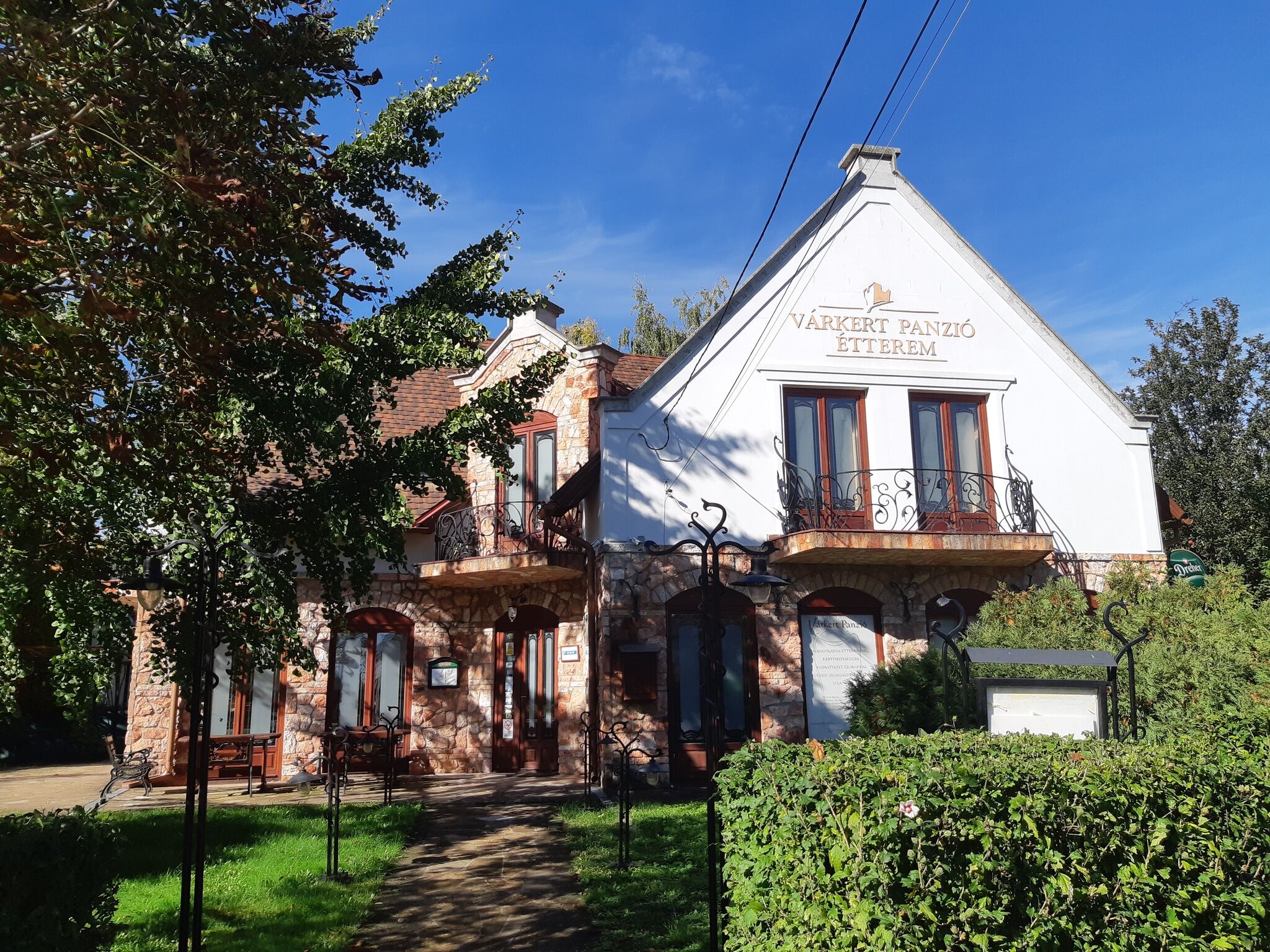 Várkert Panzió Miskolc