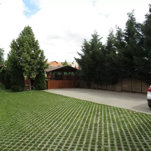 Juhász Apartmanház Hajdúszoboszló 011 kép