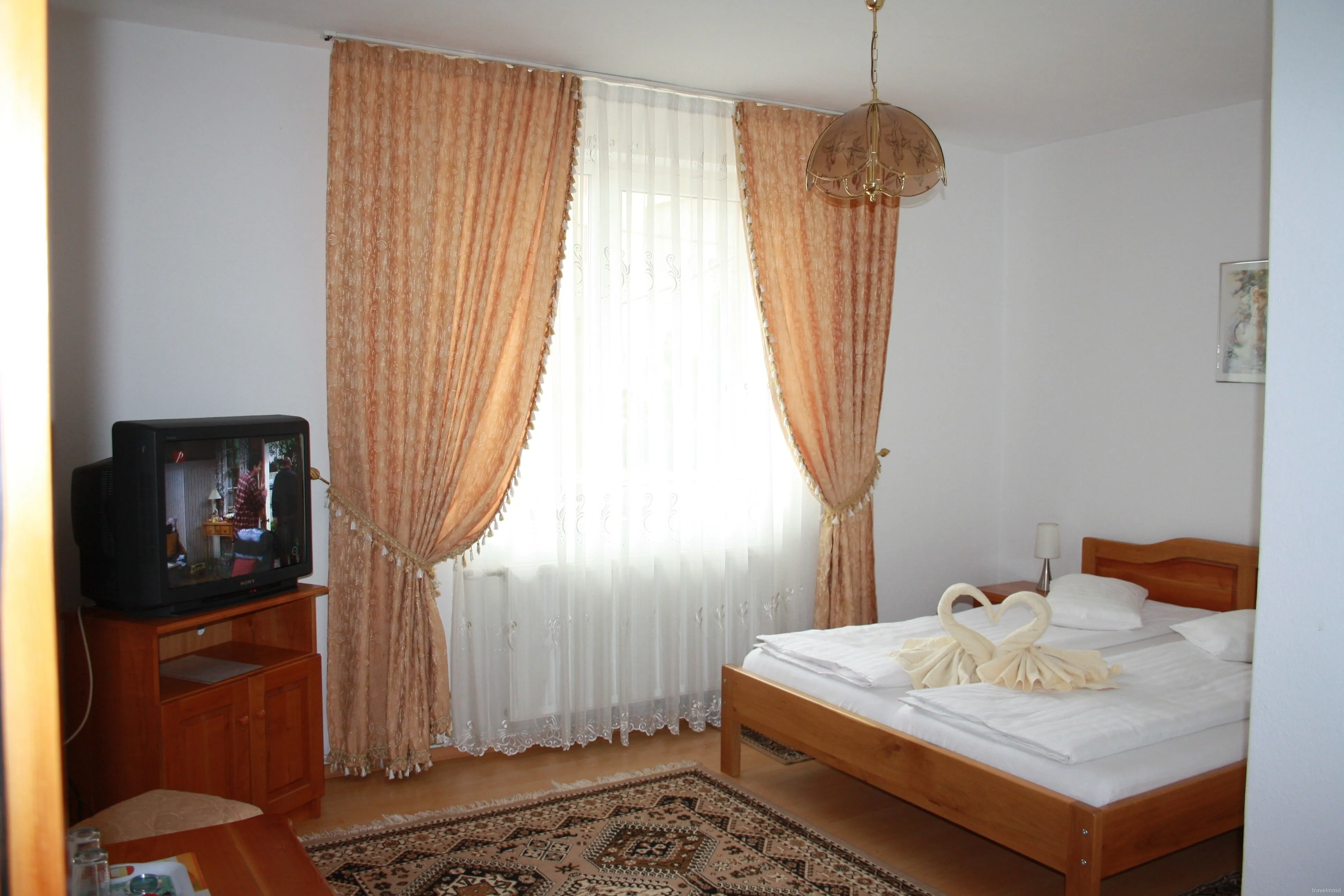 Pensiunea Claudiu Caransebeș