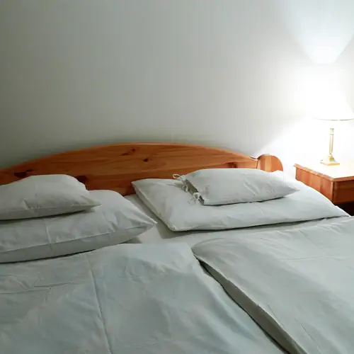 Fenyvesh&aacute;z - k&eacute;tszob&aacute;s apartman (F4)