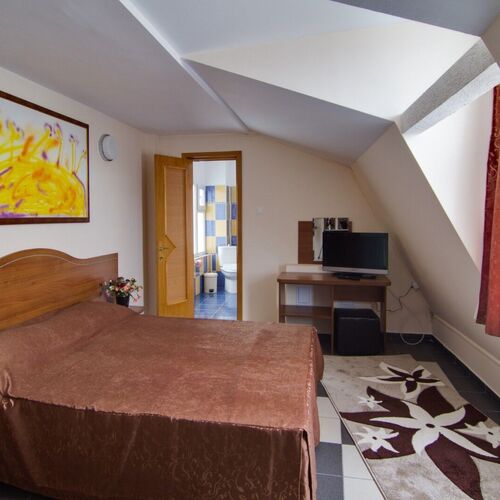 Hotel Tranzzit București