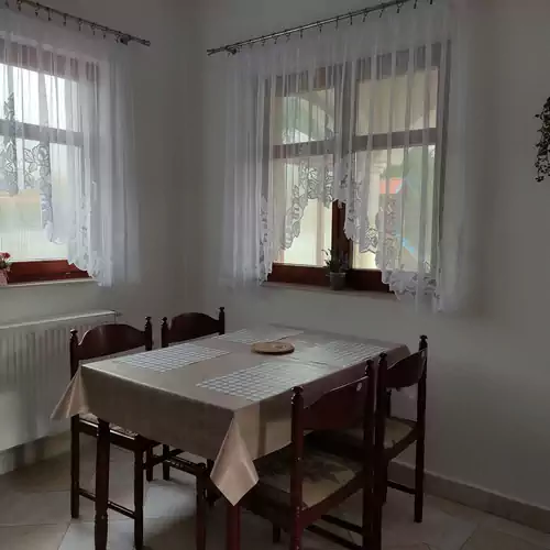 Nefelejcs Wellness Apartman Balatonmáriafürdő 026 kép