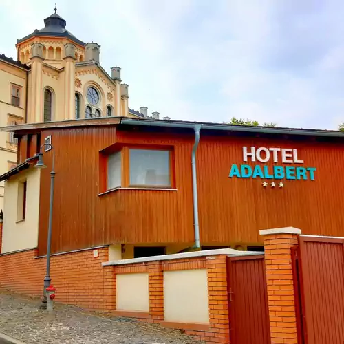 Hotel Adalbert Szent György Ház Esztergom 001 kép