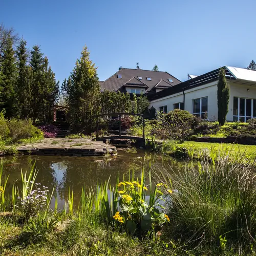 Rezydencja Marjo widok z ogrodu