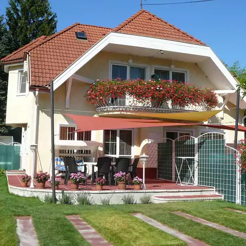 Adra Villa Balatonkenese