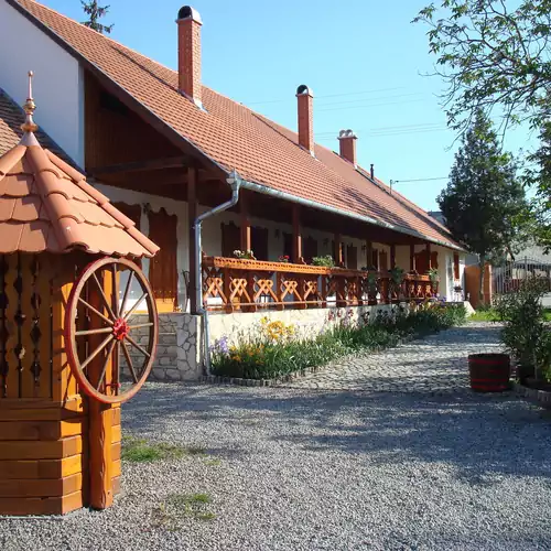 Ócsárdi Tópanzió Ócsárd 001 kép