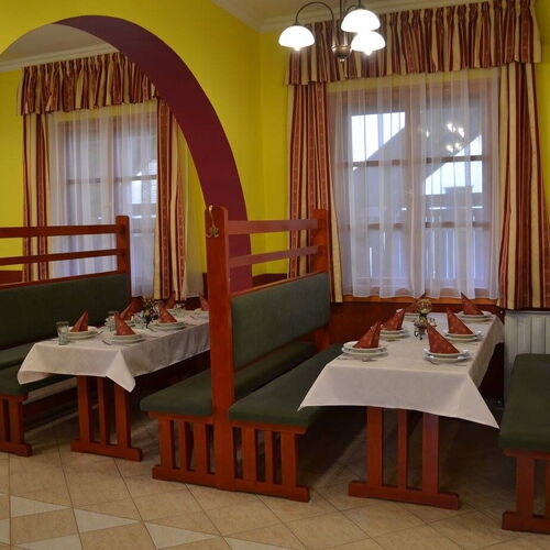 Hotel Napsugár Balatonmáriafürdő ★★★ 3