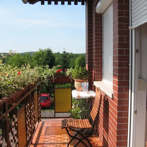 1.apartman erk&eacute;ly