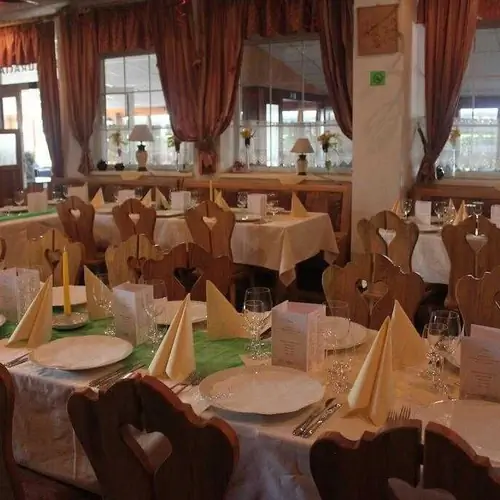 RE&Scaron;TAUR&Aacute;CIA