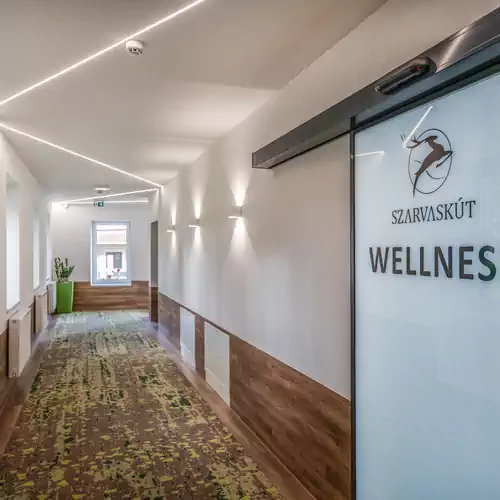 Szarvaskút Wellness Hotel és Kemencés Étterem Zirc 002 kép