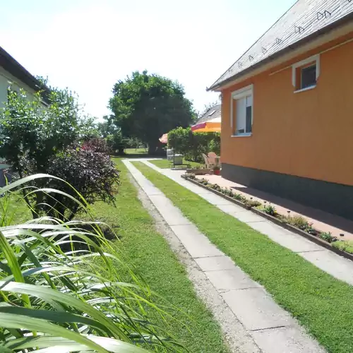 RONI Apartman Balatonlelle