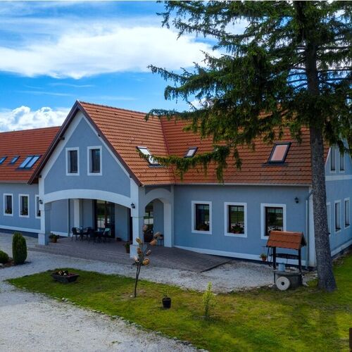 Malomkő Fogad&oacute;