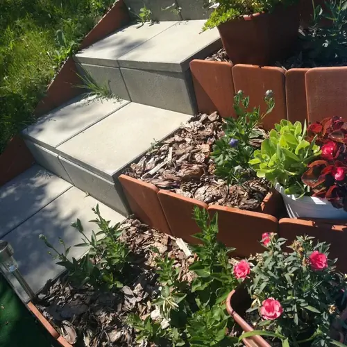 Medence felj&aacute;rat.