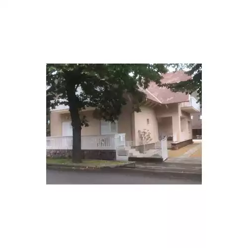 Villa-Gróf Balatonlelle 007 kép