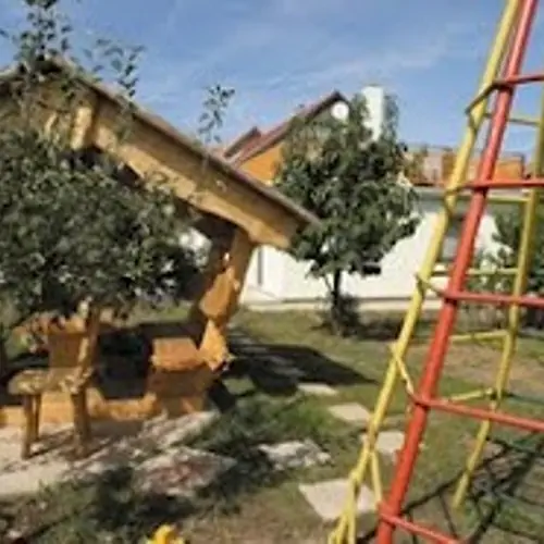 Kerti ki&uuml;lő,m&aacute;sz&oacute;ka