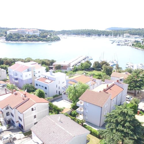 Apartment Ida Pješčana Uvala  2