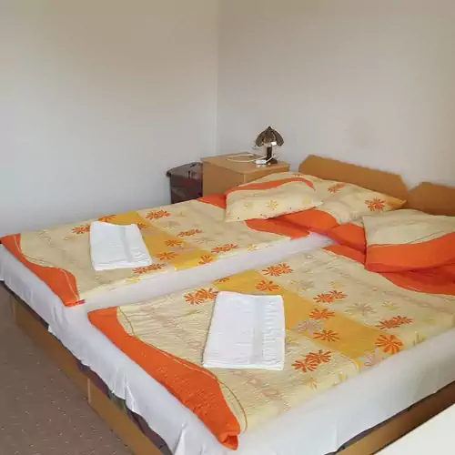 Vili Apartmanház Keszthely 011 kép