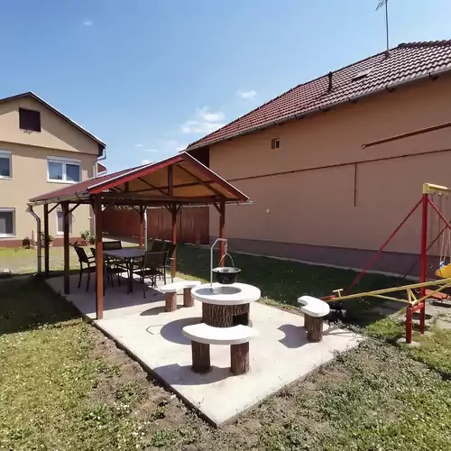 Hello Apartman Hajdúszoboszló 008 kép