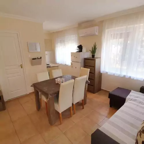 Hello Apartman Hajdúszoboszló 022 kép