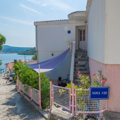 Apartmani Roza Rogoznica  2