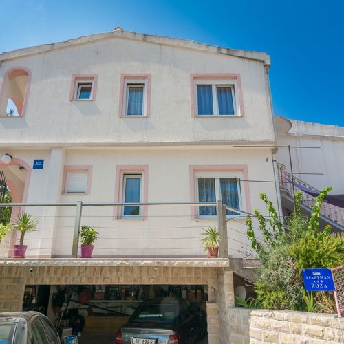 Apartmani Roza Rogoznica  3