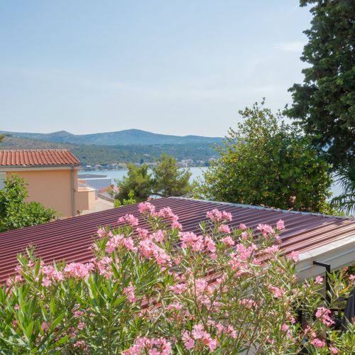 Apartmani Roza Rogoznica  4