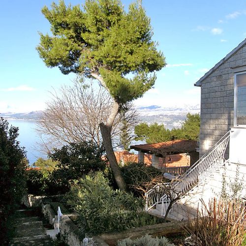Kuća za Odmor Splitska  2