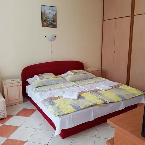 Muskátli Apartmanház 4. Hajdúszoboszló 003 kép