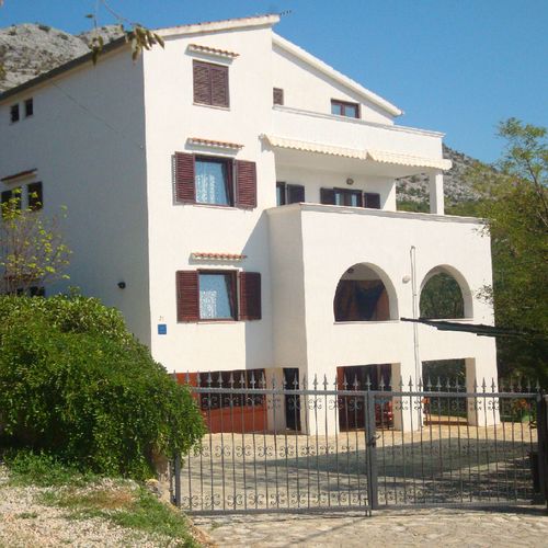Apartmani Vukelić Starigrad  2