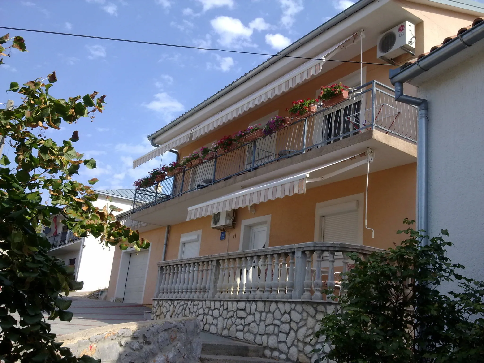 Apartmani i Sobe Bionda Senj