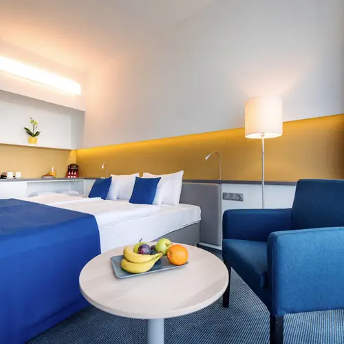 Superior k&eacute;t&aacute;gyas szoba