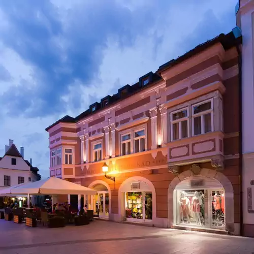 Barokk Hotel Promenád Győr 001 kép