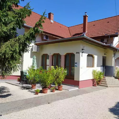 Norbert Vendégház Balatonszárszó 002 kép