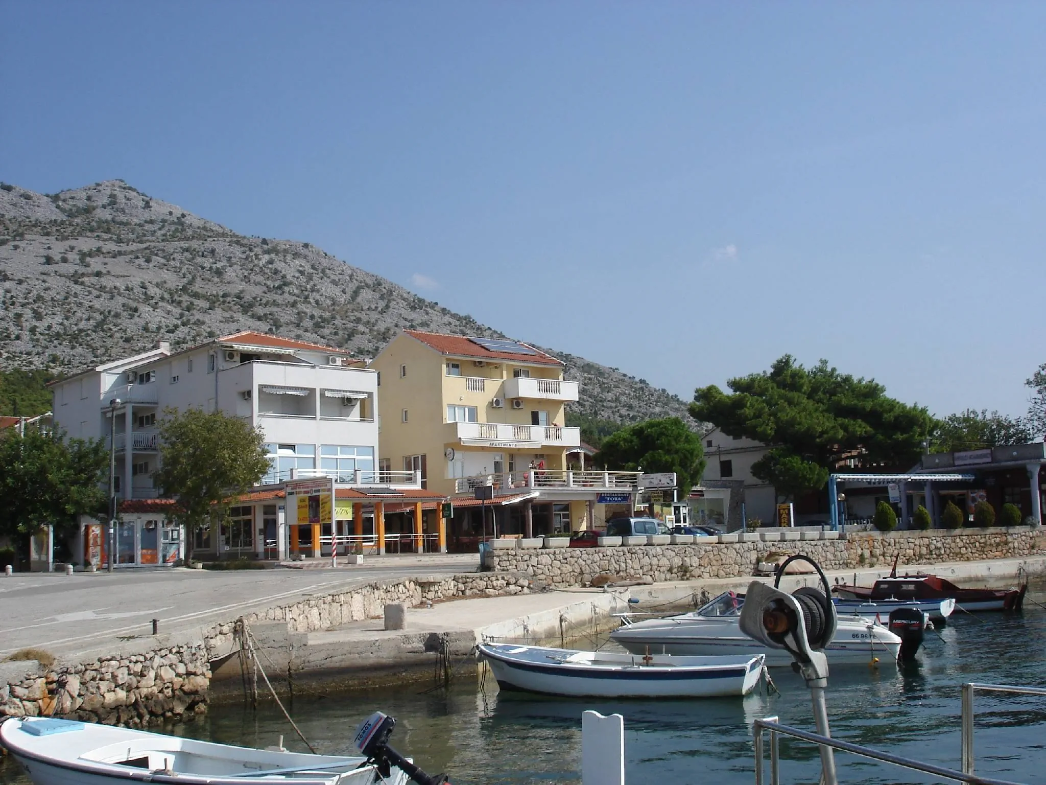 Aparthotel Tota Starigrad