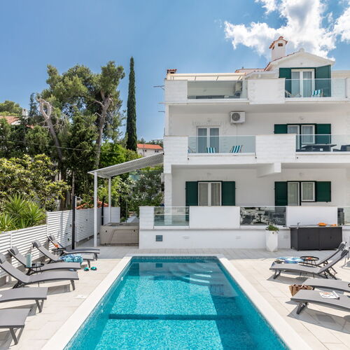 Apartmani Marina Slatine  2