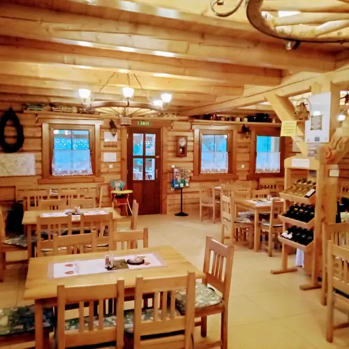 re&scaron;taur&aacute;cia