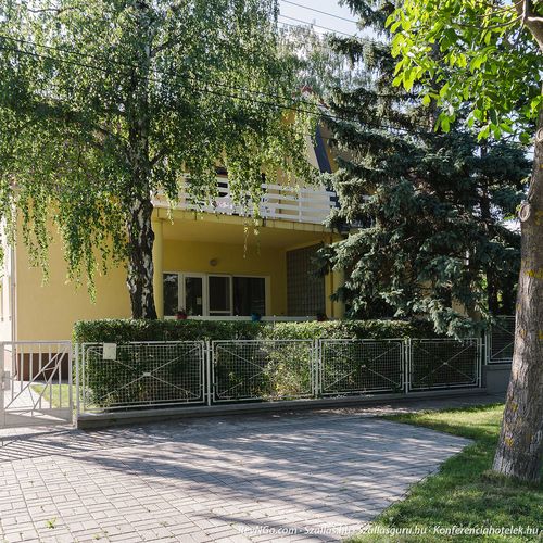 Kenese Gyöngye Apartmanház Balatonkenese  3